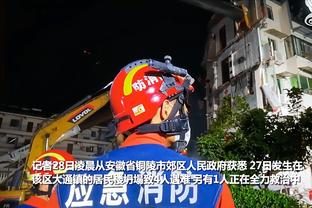 又来了❗滕哈赫循环：输球→输更多球→绝杀赢球→保住工作→输球